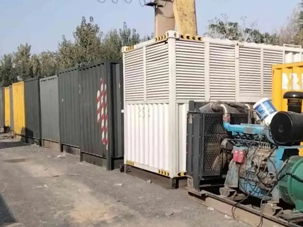 贡觉200KW柴油发电机机组每小时油耗是多少?